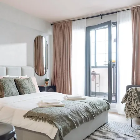 Center - 180 View - Terrace Bukurešť