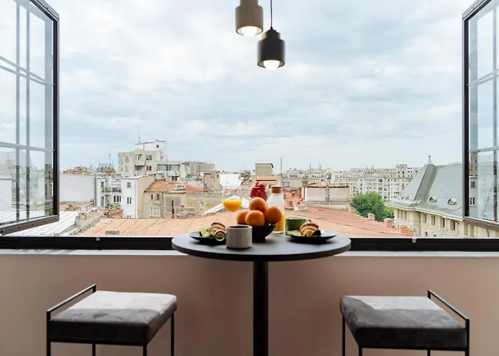Center - 180 View - Terrace Apartman