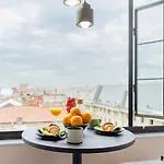 Center - 180 View - Terrace