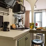 Center - 180 View - Terrace Apartment Bukarest