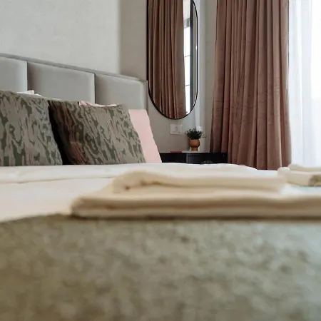 Center - 180 View - Terrace Apartment Bucharest