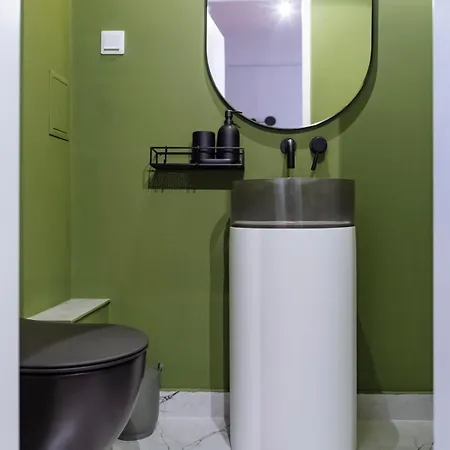 Center - 180 View - Terrace Apartment *