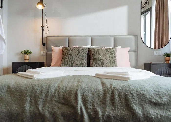 Center - 180 View - Terrace Апартаменти *