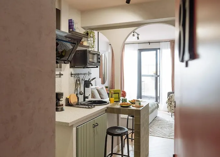 Center - 180 View - Terrace * بوخارست